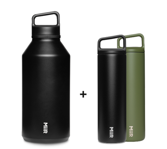 64oz-wm-bottle-2x-20oz-wm-bottles-z7 64oz-bundle-02_1_18b15d87-3696-46e8-b17a-5e1130138654.png