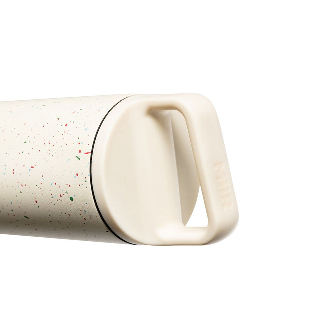64oz-wm-bottle-1x-20oz-wm-bottle-r1 WebPDP-20oz_Wide_Mouth_Bottle_Party__WMB2SV20230_x2Studio_45deg.jpg