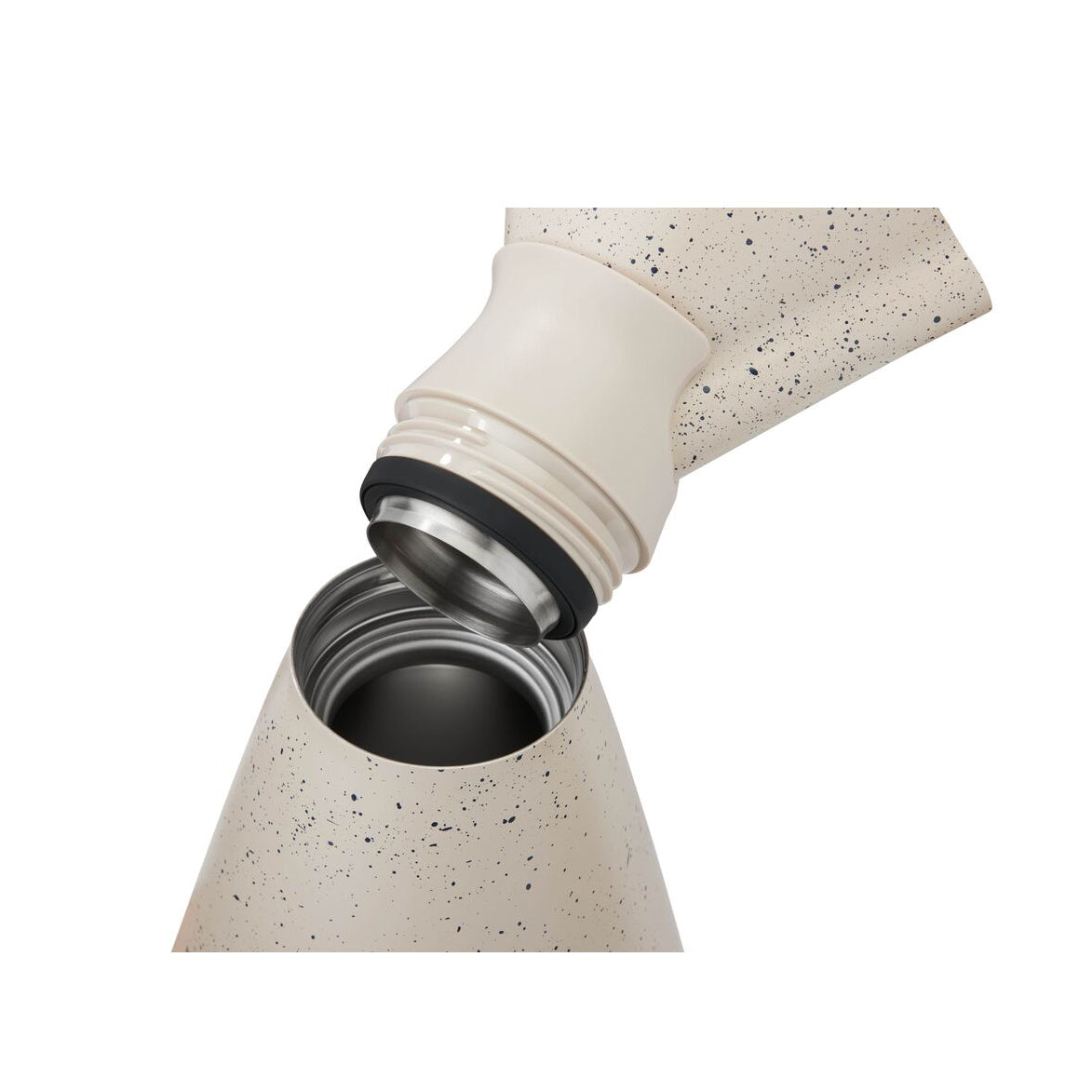 new-standard-carafe-b6 WebPDP-33oz_New_Standard_Carafe_Desert_Tan_Speckle_Studio__CAR1SVOS224_45_Top_Staged.jpg