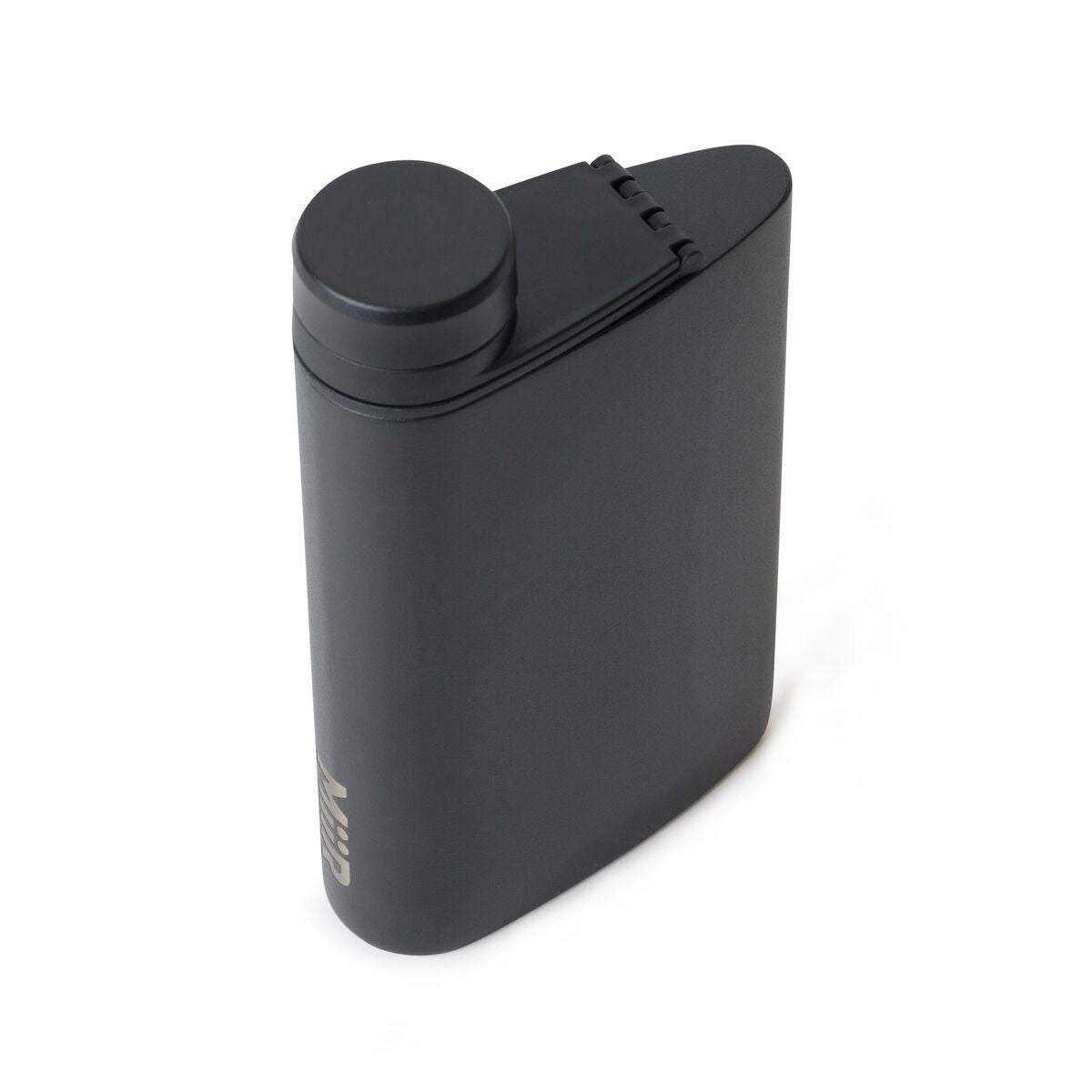 aero-flask-p7 WebPDP-Flask_Black_Studio_1022_45Deg_Closed__FLK1SSOS002.jpg