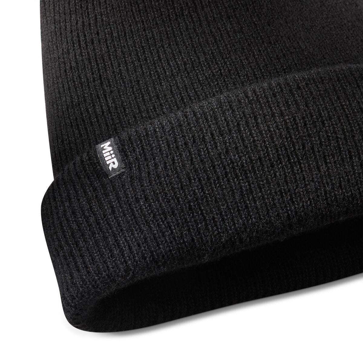 recycled-cashmere-beanie-z5 WebPDP-Recycled_Cashmere_Luxe_Beanie_Studio_Detail__BNE004002OS.jpg